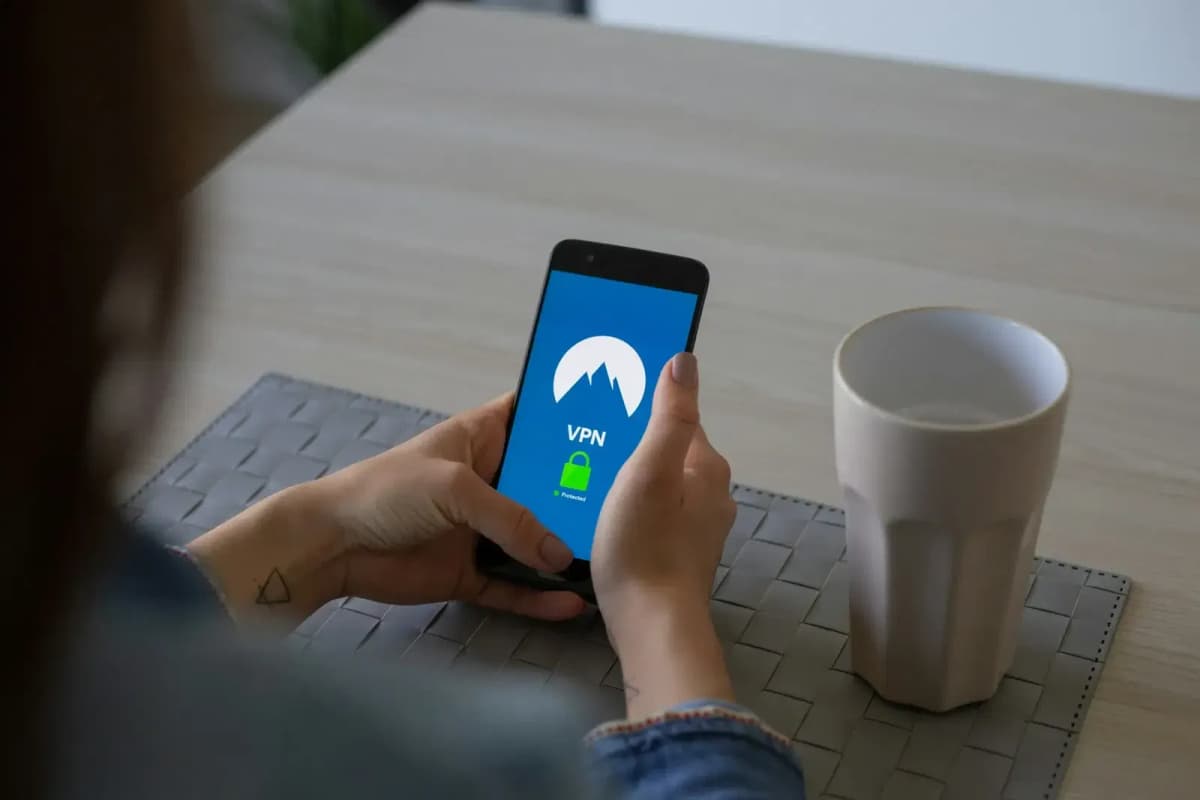 VPN protection on mobile device